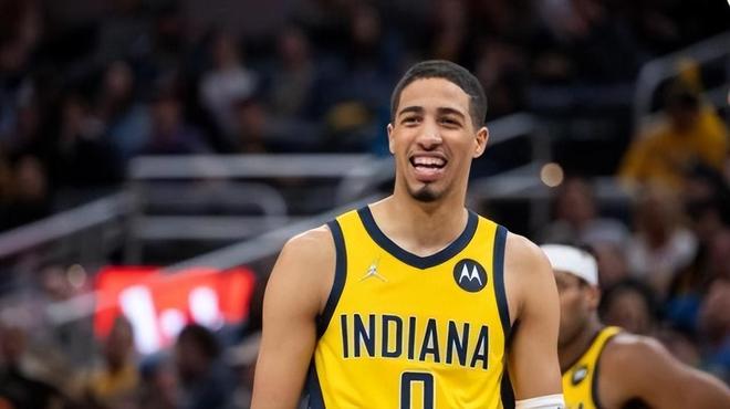 篮板球争夺 篮板球争夺