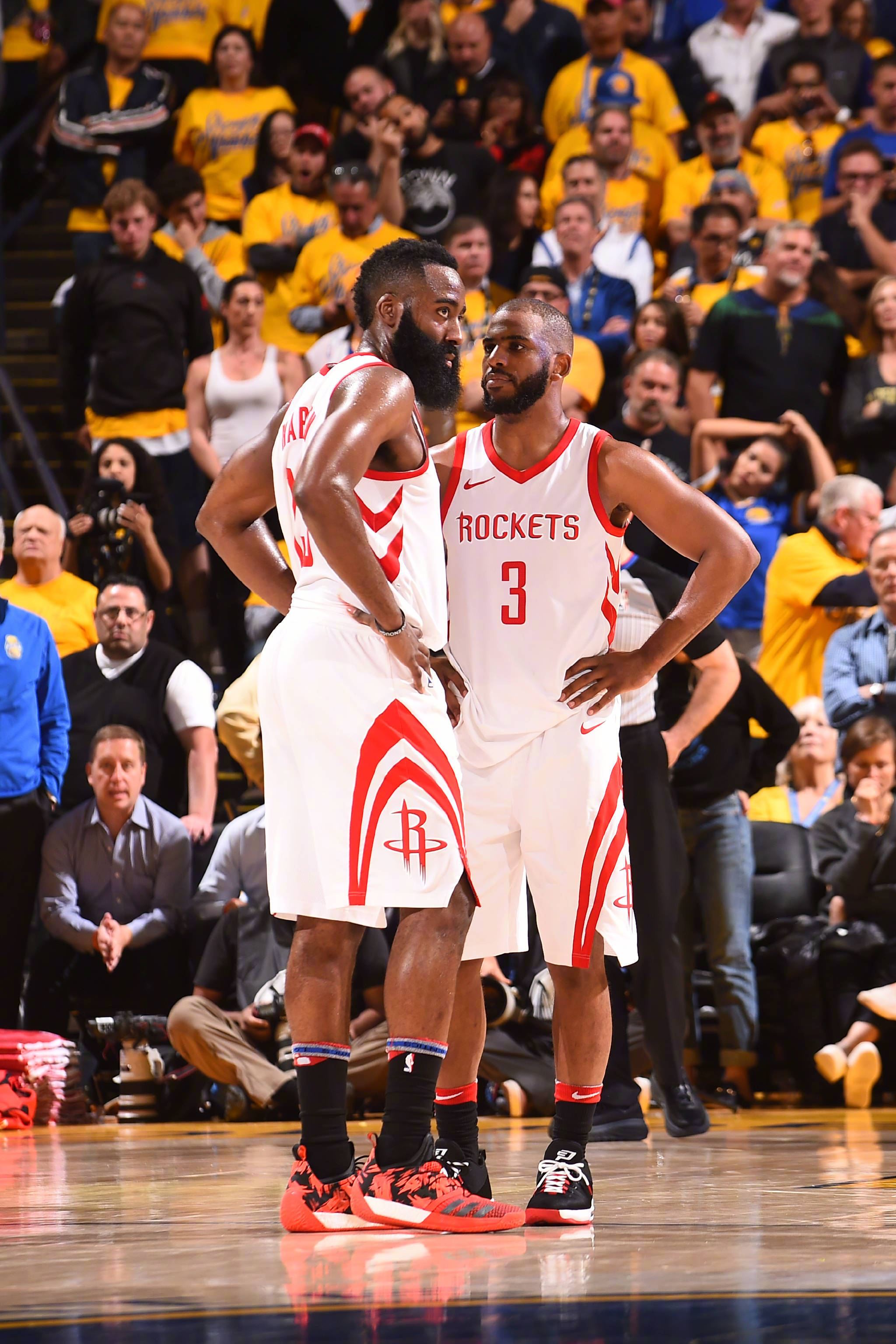 联赛中继续 联赛中继续